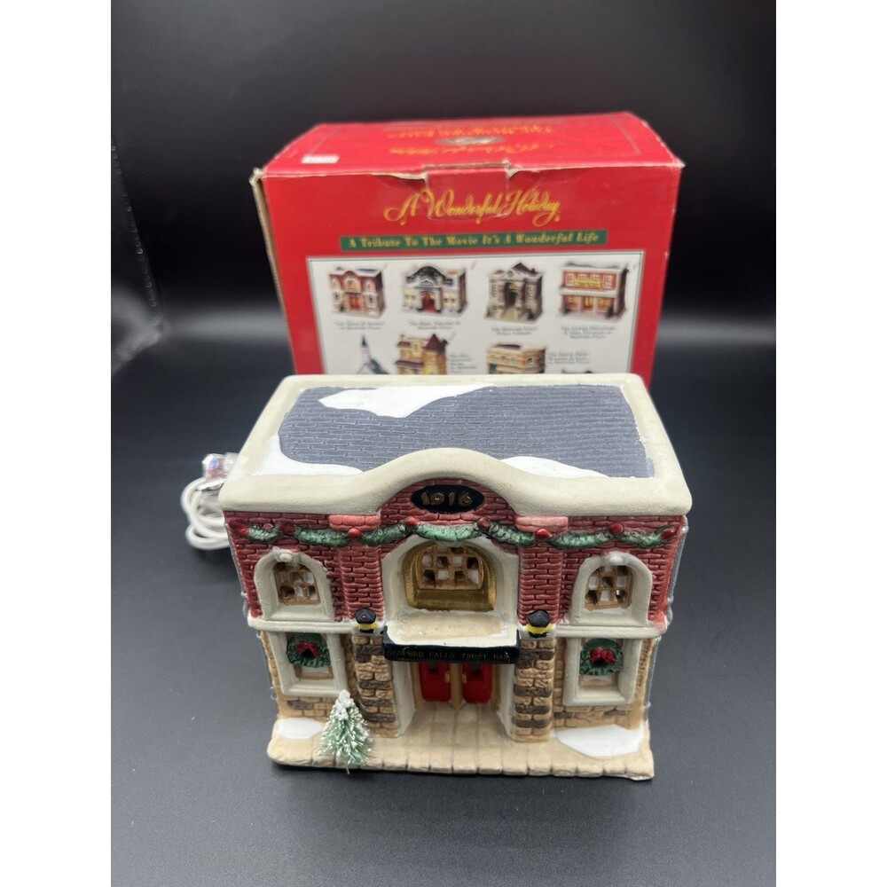 1997 Bedford Falls Trust & Savings It’s A Wonderful Life Village w Box Light